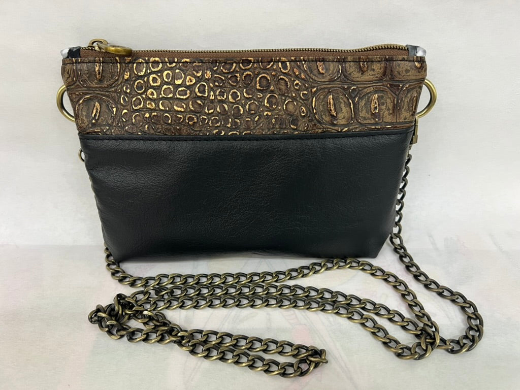 Signature Leather Wristlet